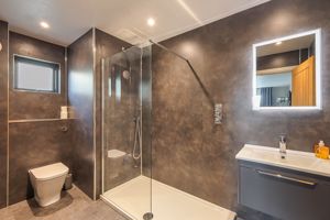 Photo 18- click for photo gallery